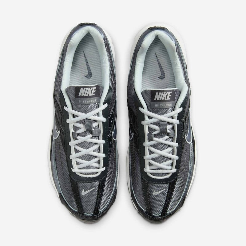 Nike Initiator