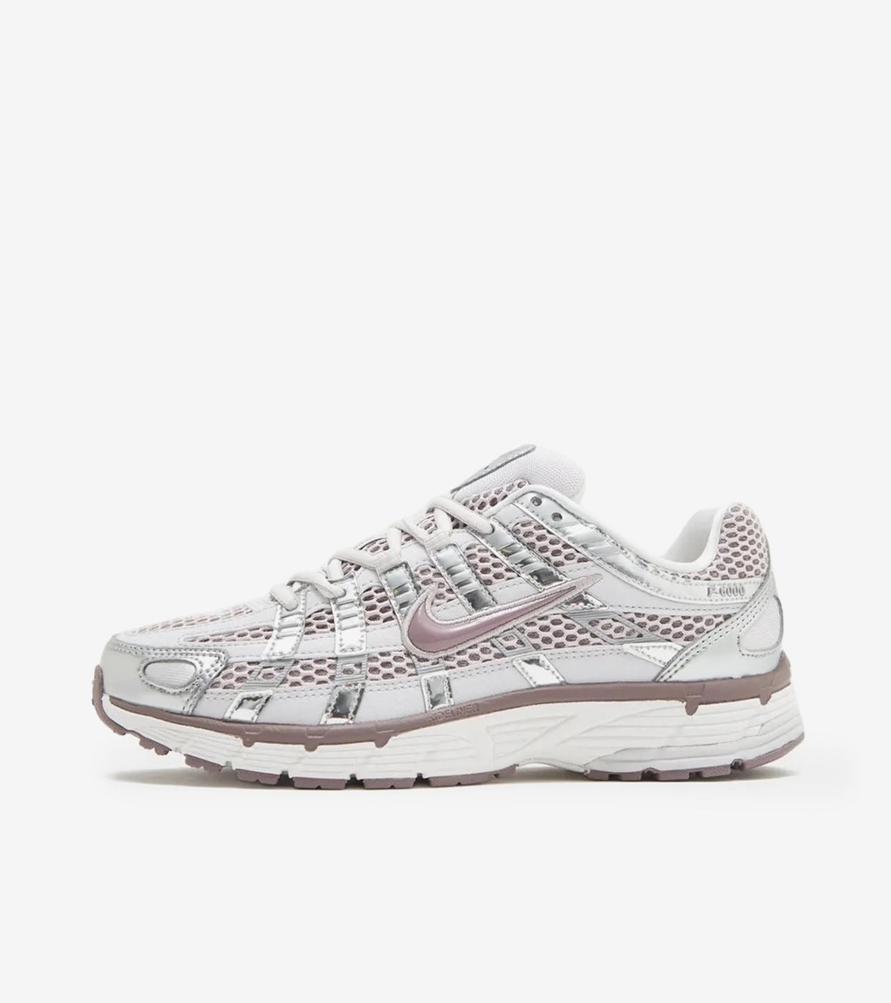 NIKE P-6000 lila
