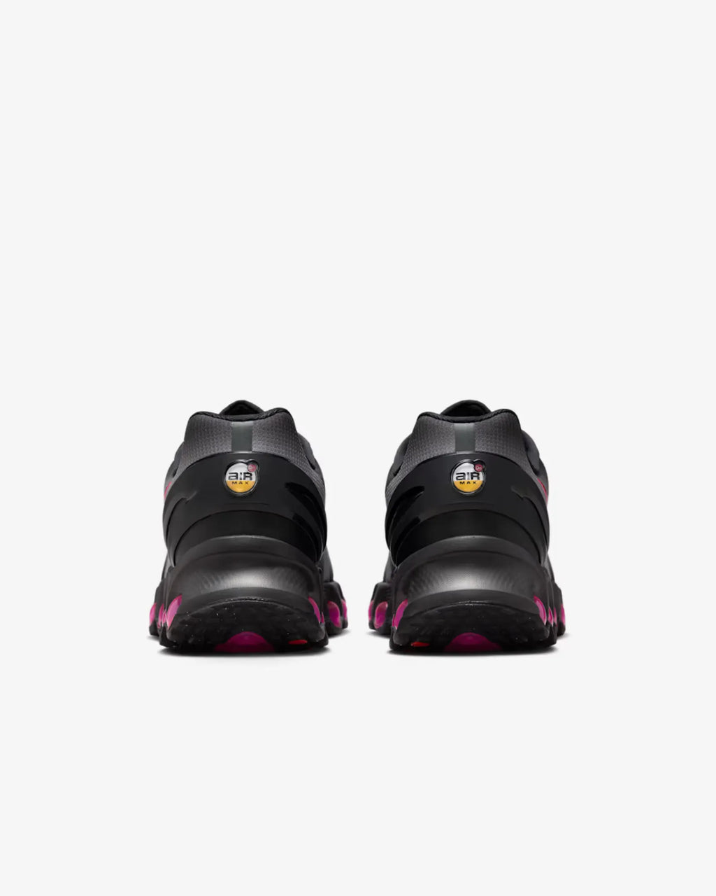 NIKE  AIR MAX DN 8