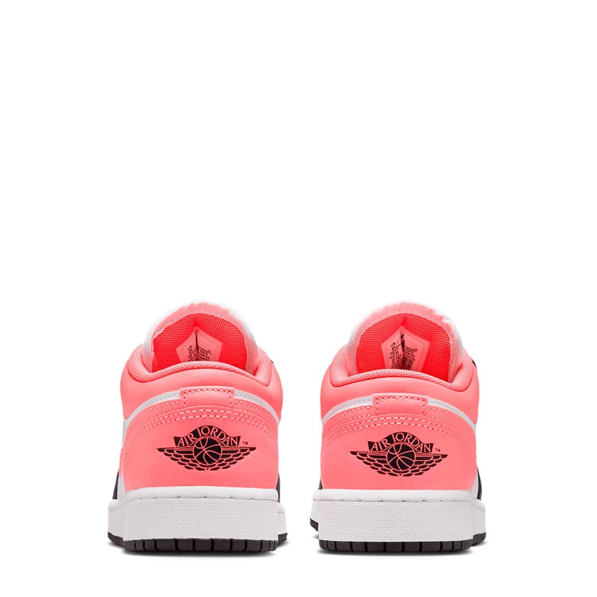 Air Jordan 1 Low
Older' Shoes