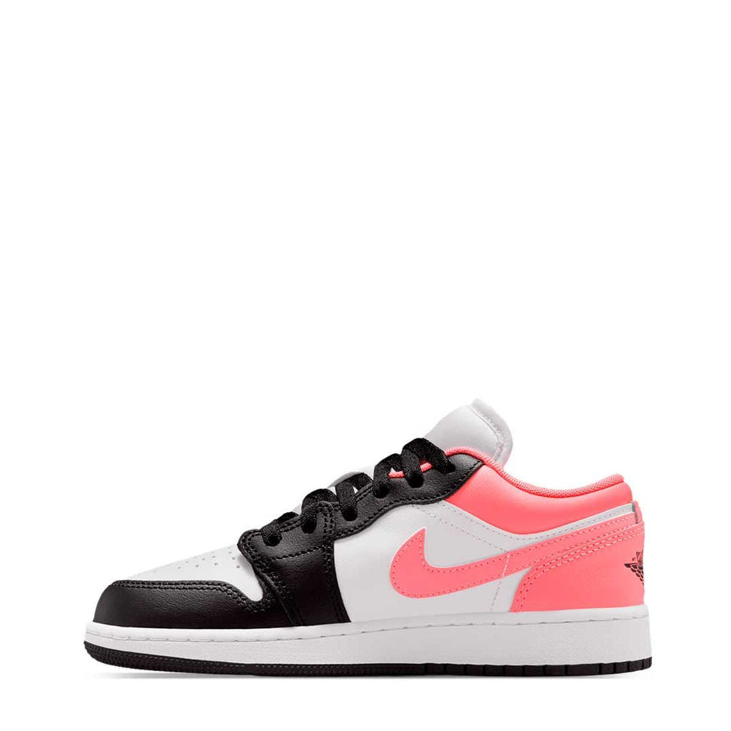 Air Jordan 1 Low
Older' Shoes