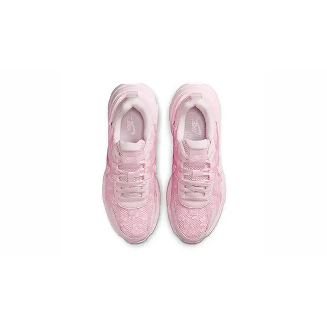 Nike v2k run pink