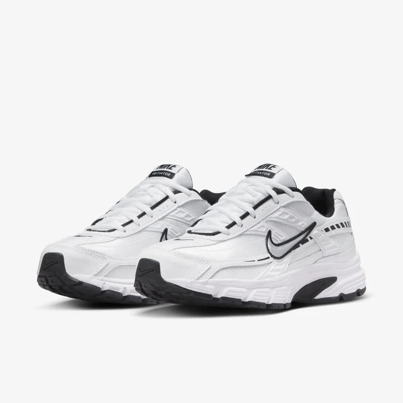 NIKE INITIATOR