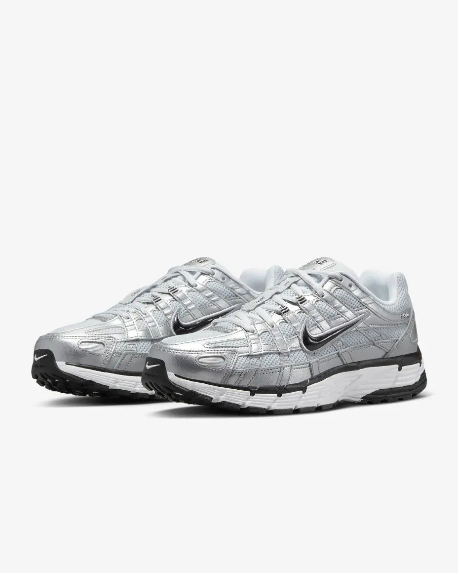NIKE P6000