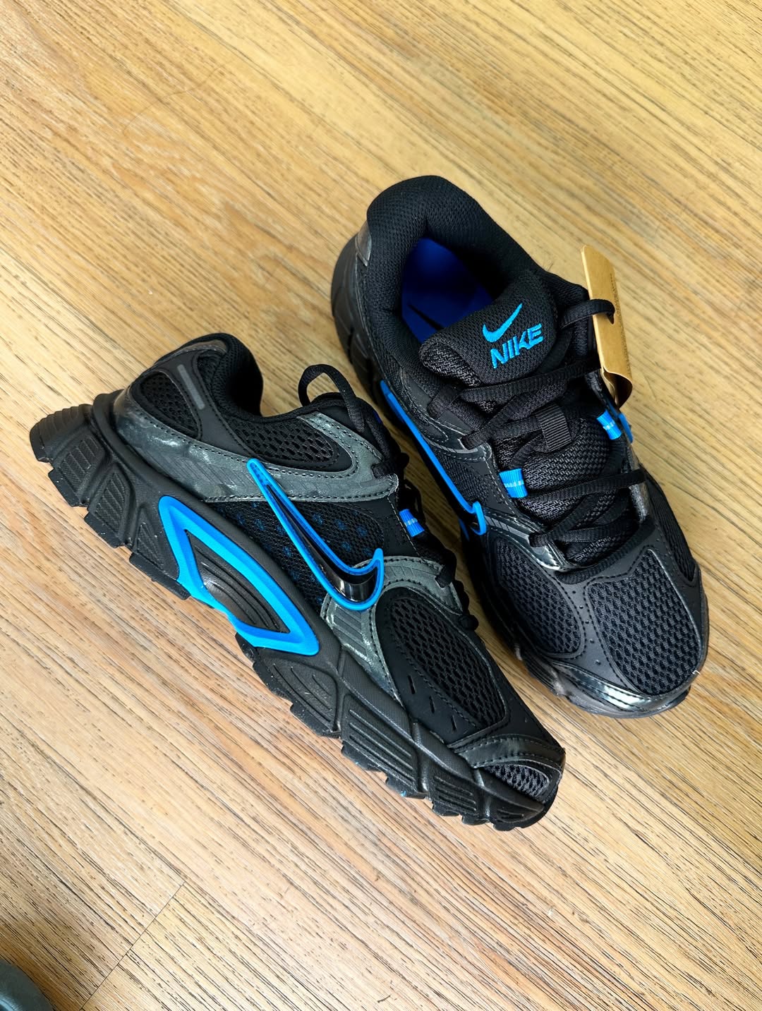 NIKE V5 RNR