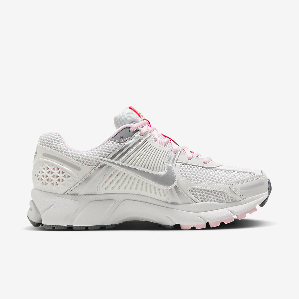 Nike Zoom Vomero 5. pink