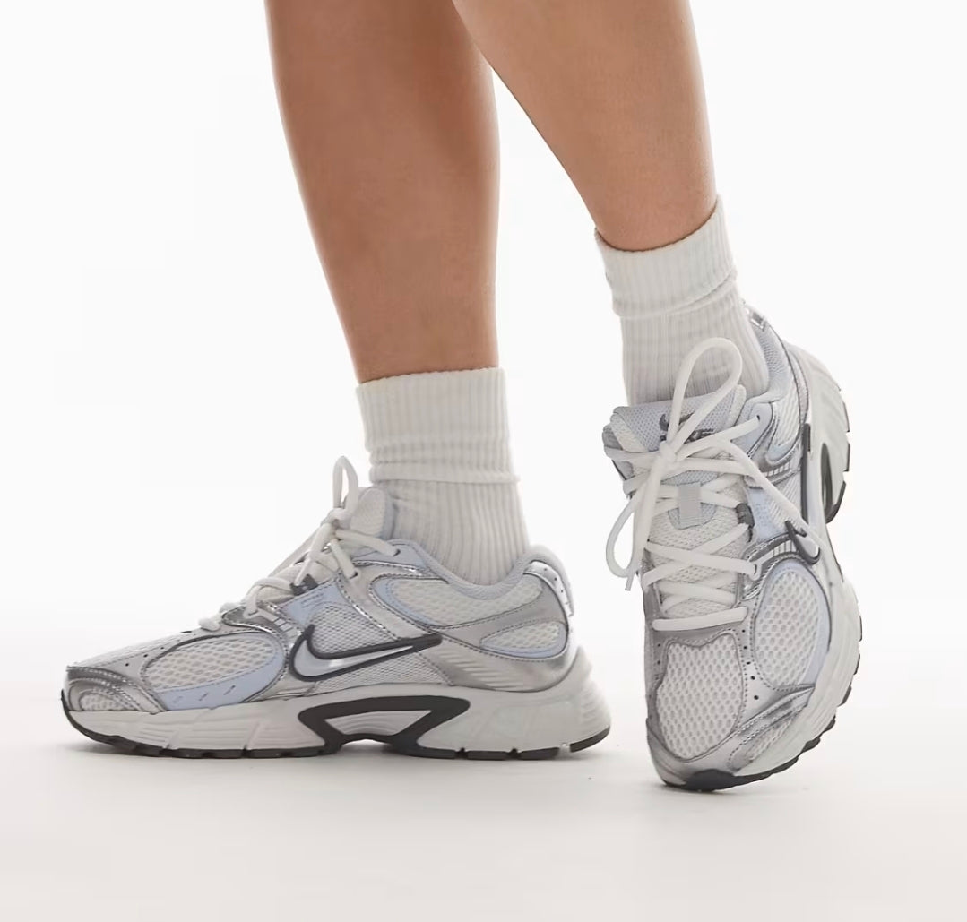 Nike V5 RNR(W)
