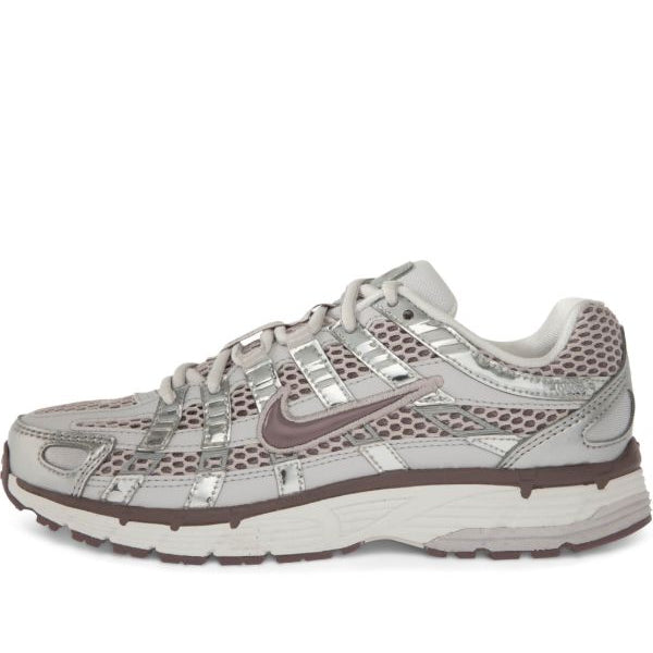 NIKE P-6000 lila