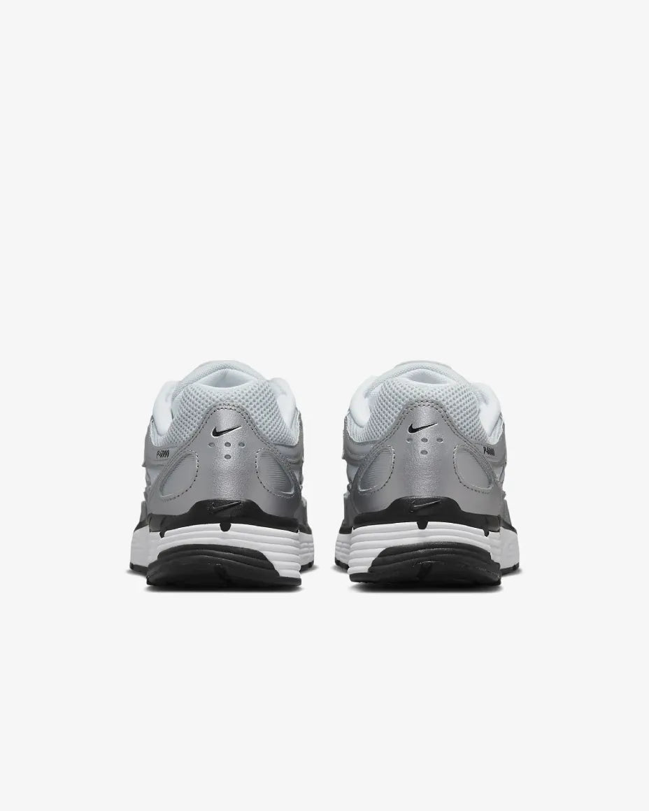 NIKE P6000