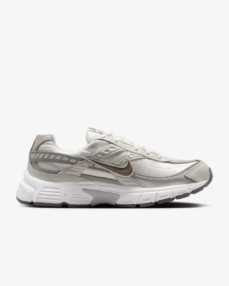 Nike initaitor